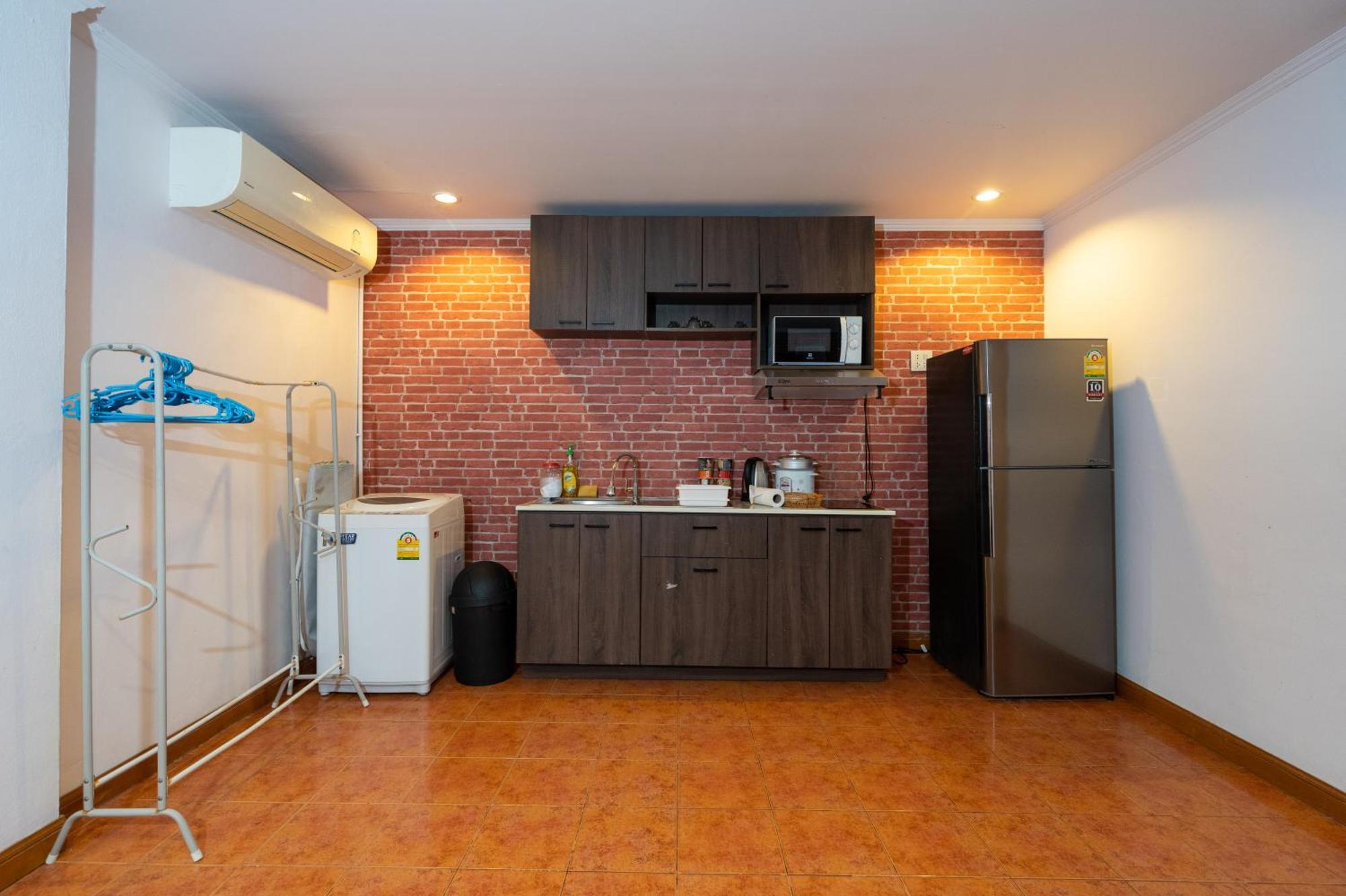 Patong Central Residence & Apartment Pokój zdjęcie