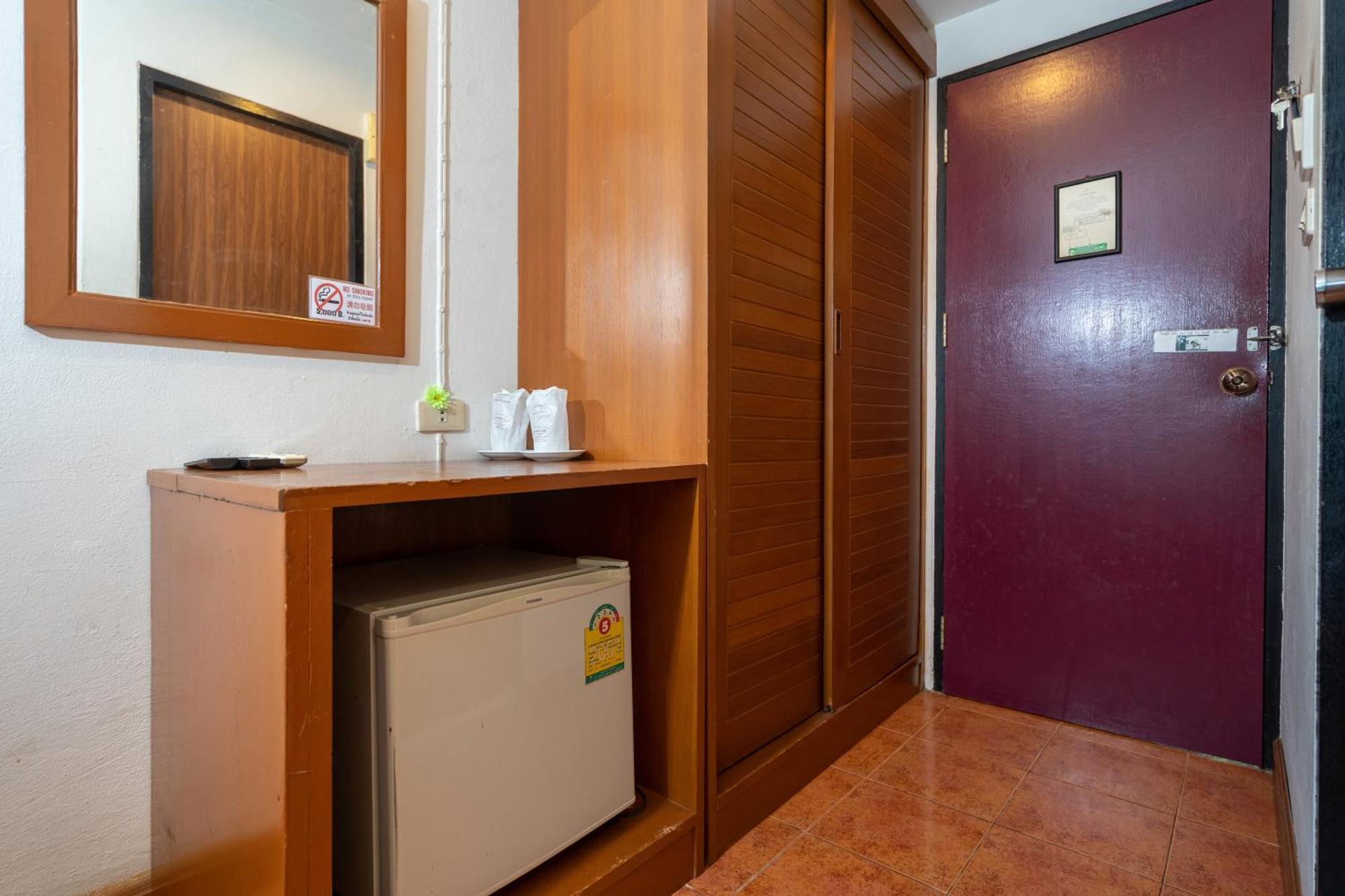 Patong Central Residence & Apartment Pokój zdjęcie
